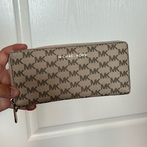Michael Kors wallet